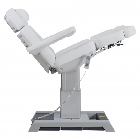 Педикюрное кресло Mizomed MZ 2218АН, с подогревом