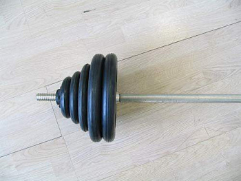 Штанга 120 кг ф 30 –1800 мм  хром MB Barbell